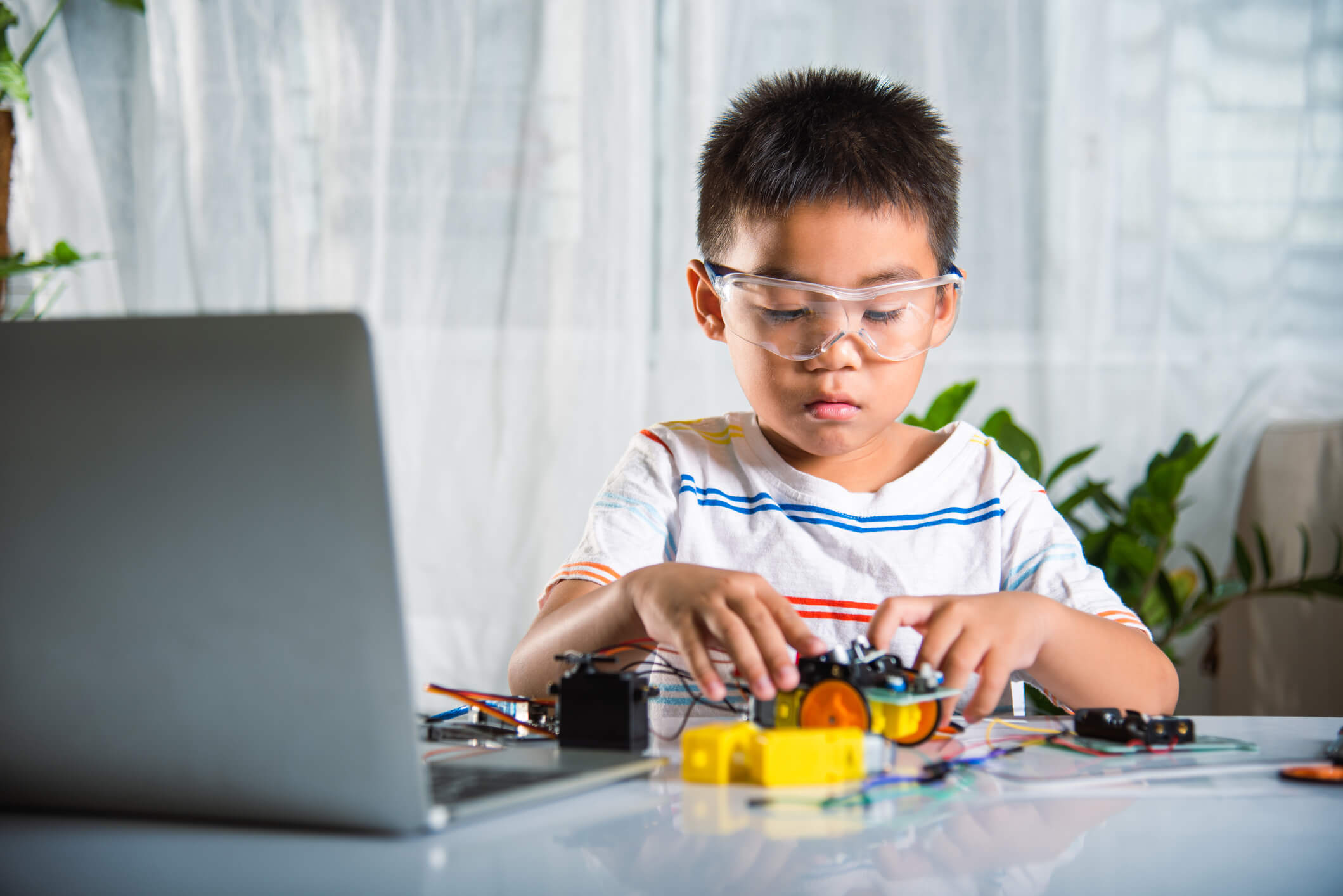 Robotics For Kids | The Ultimate Guide - CodaKid