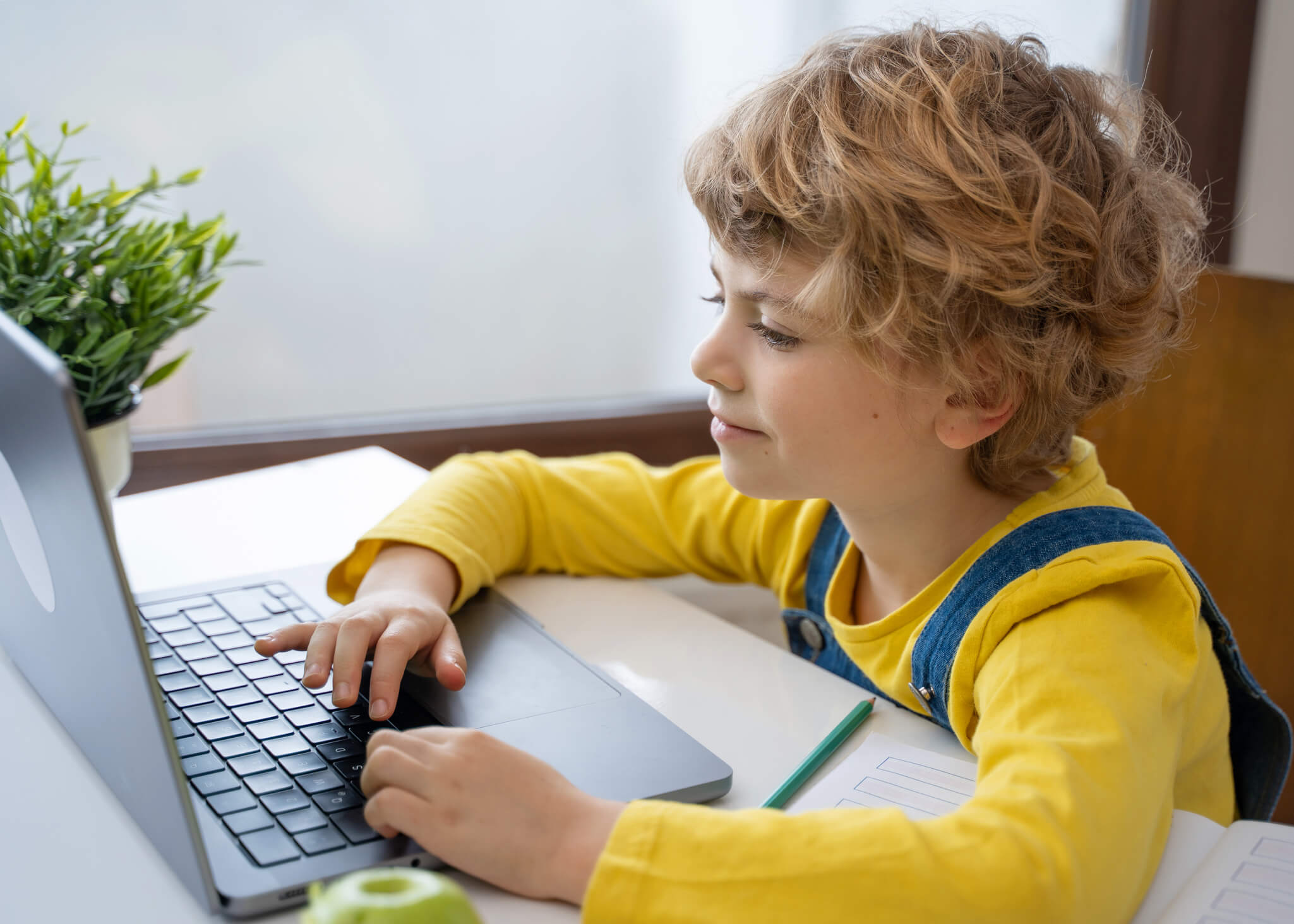 6 year old boy coding